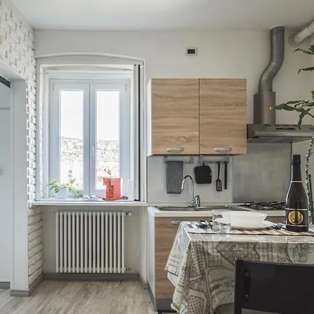 Free Netflix & Wifi Perla Apartment *