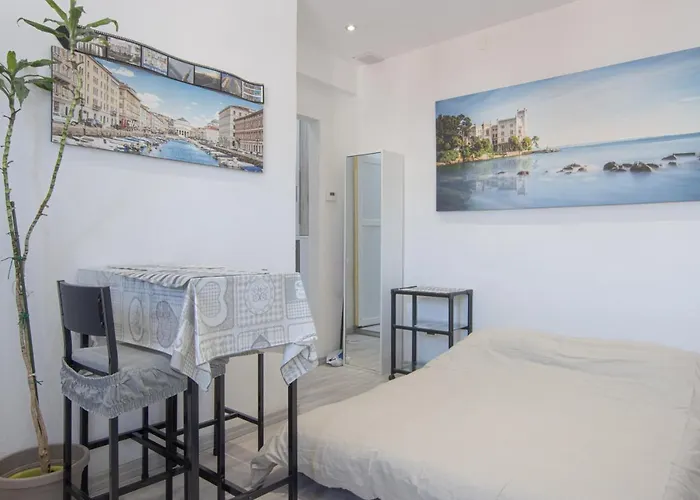 Free Netflix & Wifi Perla