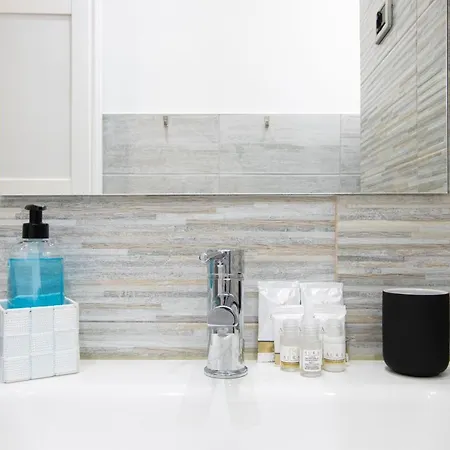 アパート Free Netflix & Wifi Perla